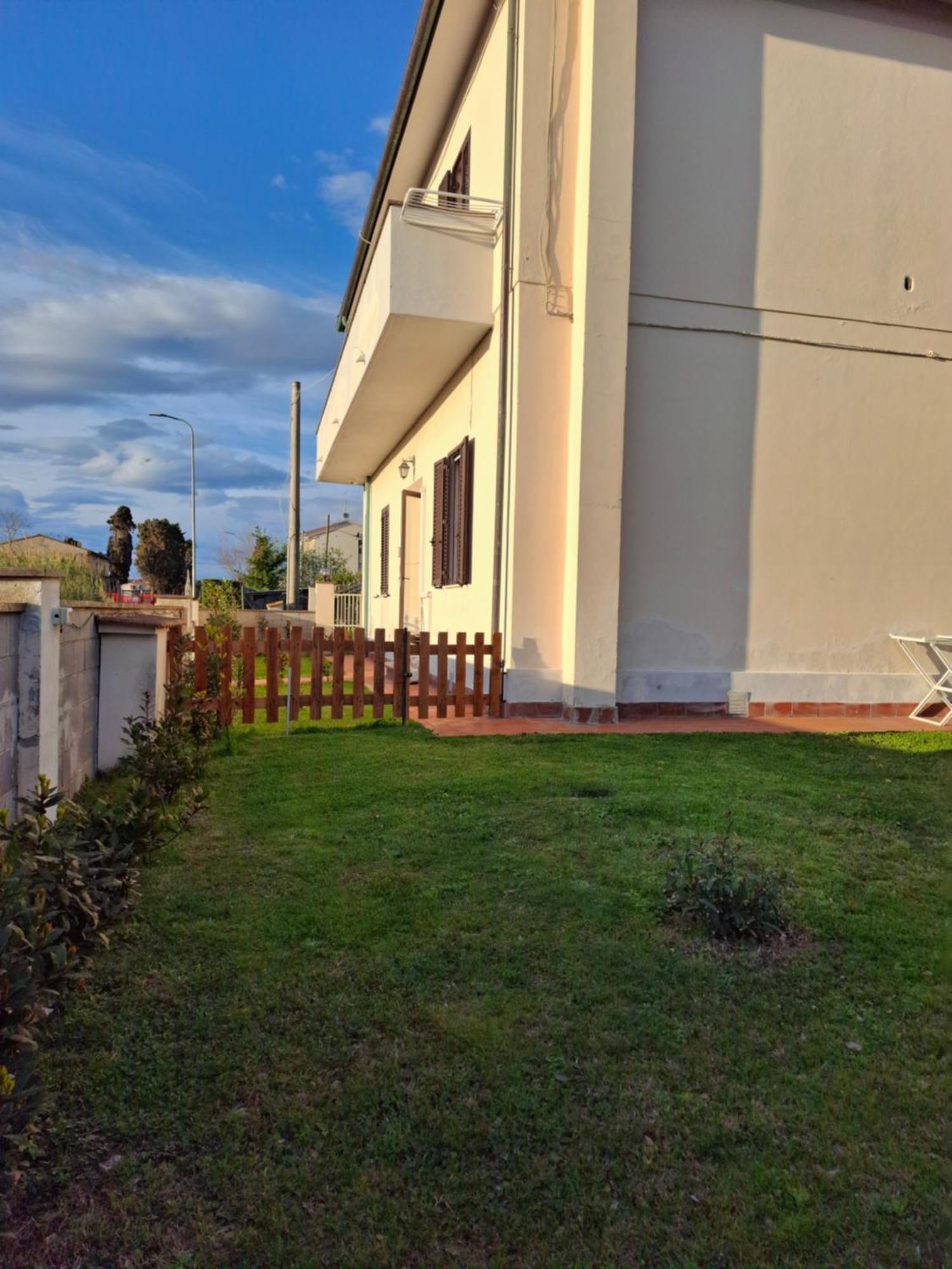 Rosignano Marittimo Rosa Bianca Apartment Exterior photo